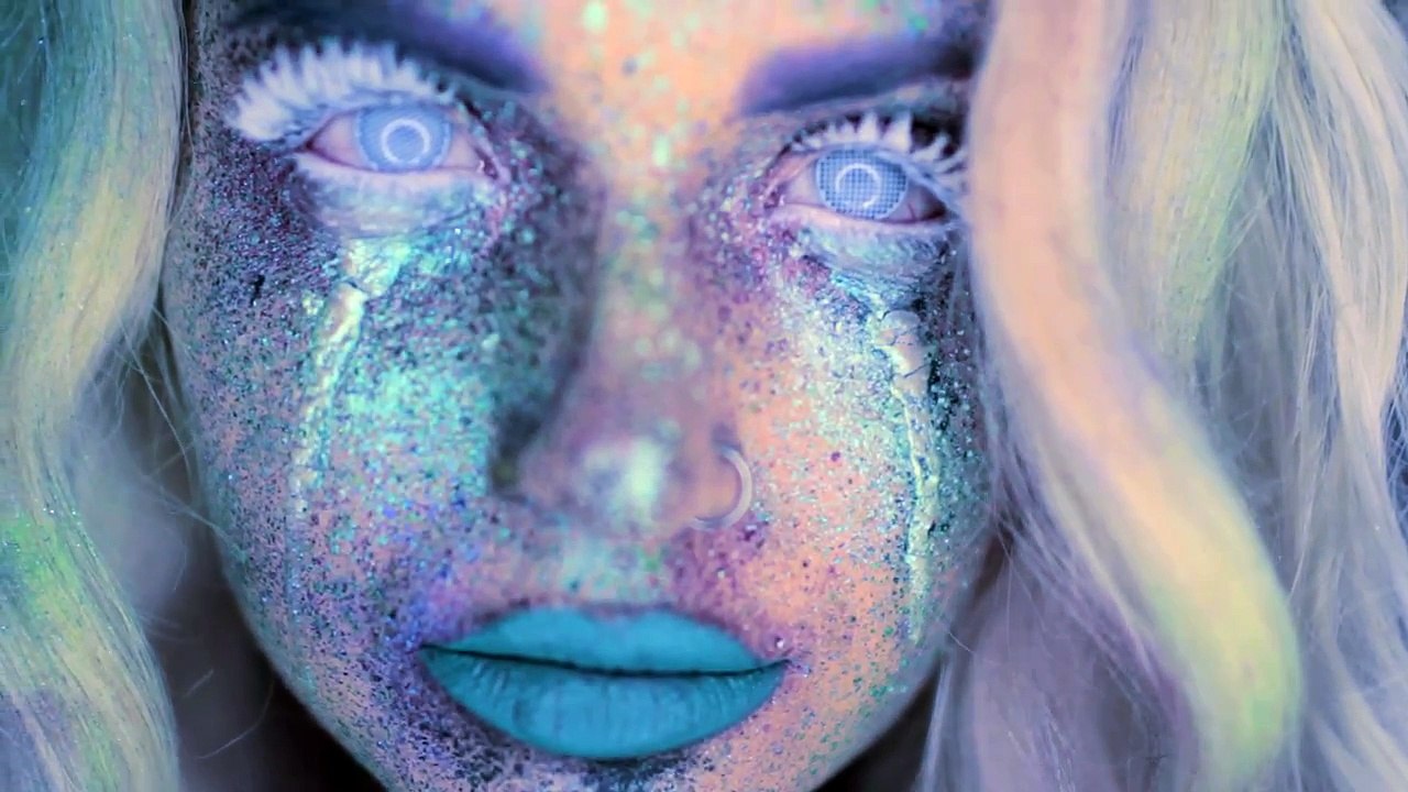 Avant Garde Splatter Makeup Tutorial