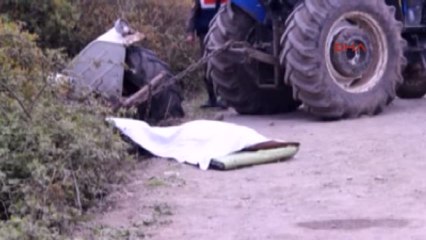 Samsun Traktör Su Kanalına Uçtu 1 Ölü