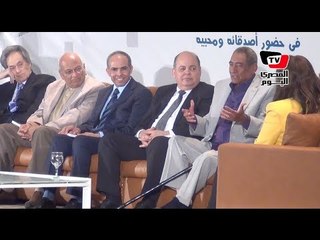 «الأبنودي» يطالب الرئيس بالإفراج عن «دومة» في الاحتفال بعيد ميلاده