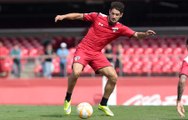 Pato perde gols, Fabuloso não perdoa e dá vitória aos reservas em coletivo