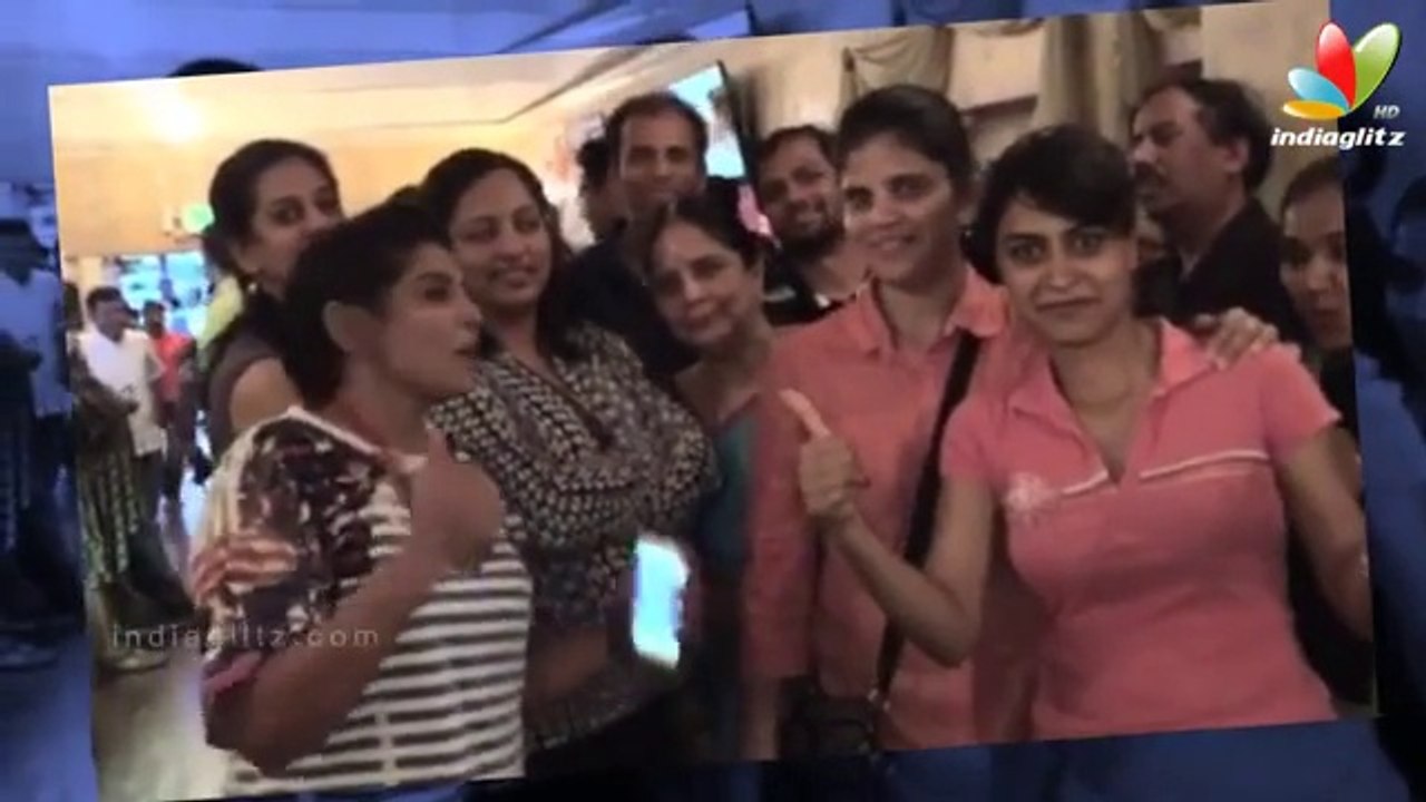 Kamal Fans Celebrate Uttama Villain Release on Dubai
