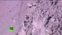 RAW: Japanese helicopters rescue hikers on erupting Mt Ontake, over 30 feared dead