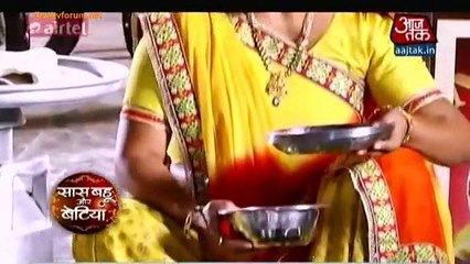 Suraj Ne Band Ki Apni Halwaai Ki Dukaan - Diya Aur Baati Hum 4 May 2015
