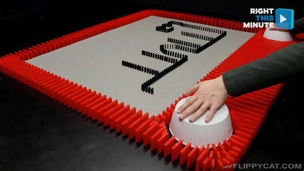 Epic Domino Etch A Sketch Will Make You Say 'Wow!'