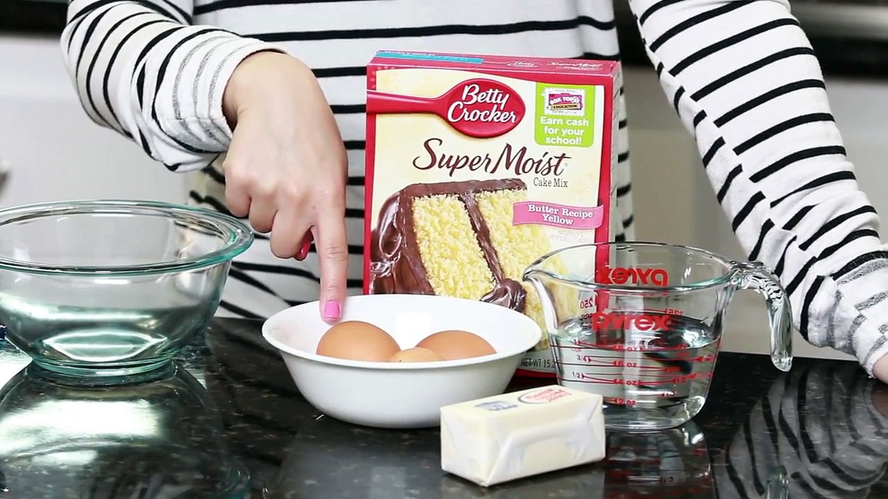 HOW TO MAKE A SCIENCE BEAKER CAKE NERDY NUMMIES video Dailymotion