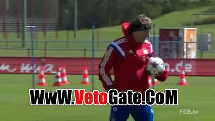 نوير و رينا فى استعراض مهارى امام شفاينشتايغر وبيتزارو