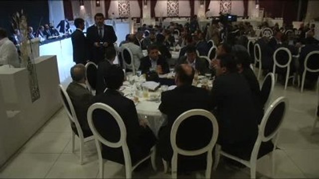 Akdoğan: Bir Elde Silah Olsun, Bir Elde Siyaset Olsun, Böyle Bir Dünya Yok