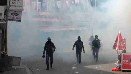 Los enfrentamientos entre manifestantes y policía acaban con 203 detenidos en Estambul