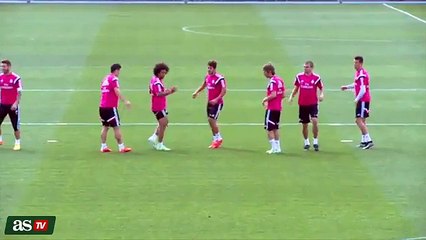 Cristiano Ronaldo queda embobado con jugada entre Marcelo y James