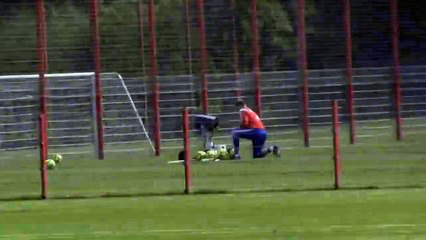 Manuel Neuer new training machine -  Bayern de Munich