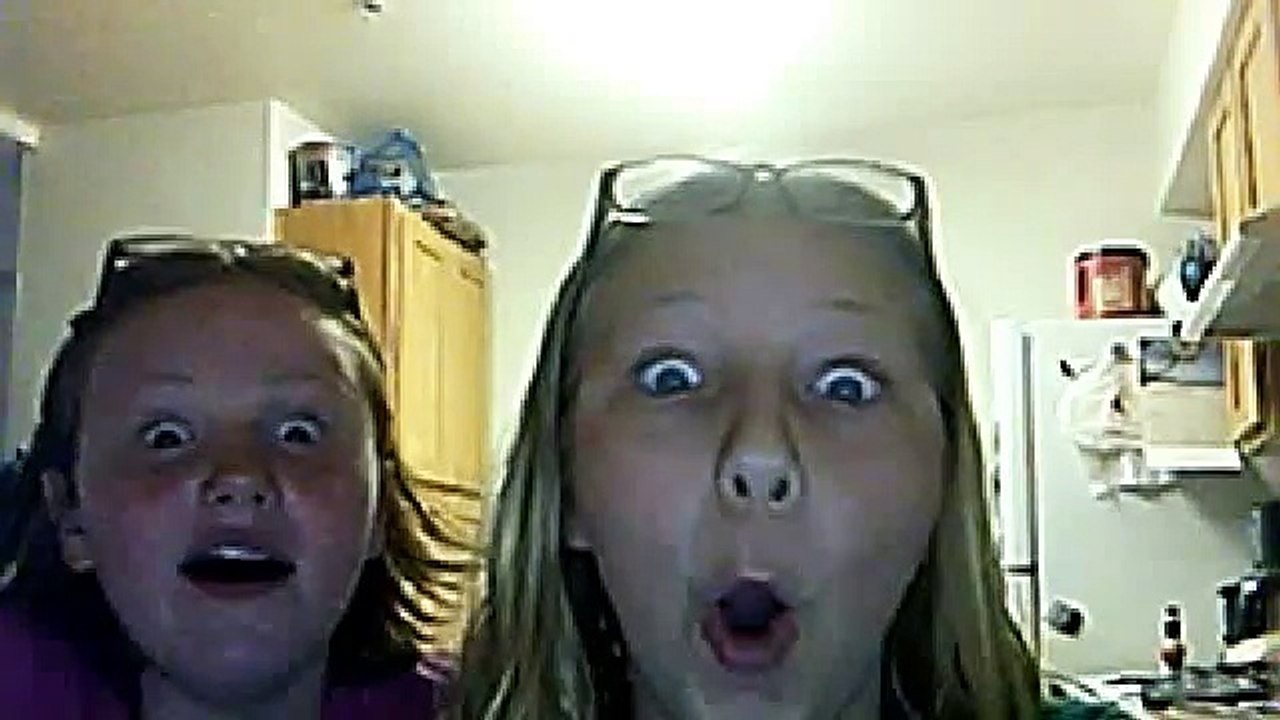 Epic funny girl FAIL!!!!!!!!!!!!