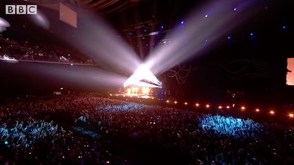 One Direction - Steal My Girl at BBC Music Awards 2014