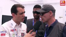 Momo teste le simulateur de conduite Tkayes de Renault Maroc au MGP 2015 avec HIT RADIO