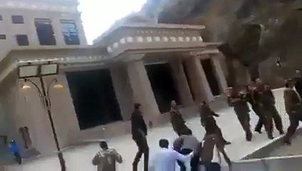 Footage from Tibet of the moment a massive earthquake struck Nepal and the Himalayas -
