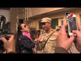 شريهان تصوت بـ«نعم» وتحيي ضابط الجيش: خدوا بالكم من نفسكم