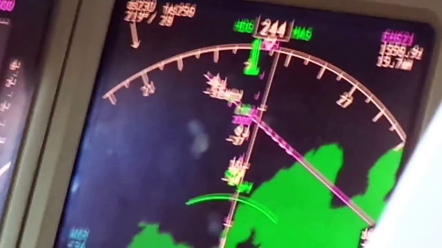 Cockpit view - KLM 777-200 Landing at Amsterdam Schiphol Airport (AMS)
