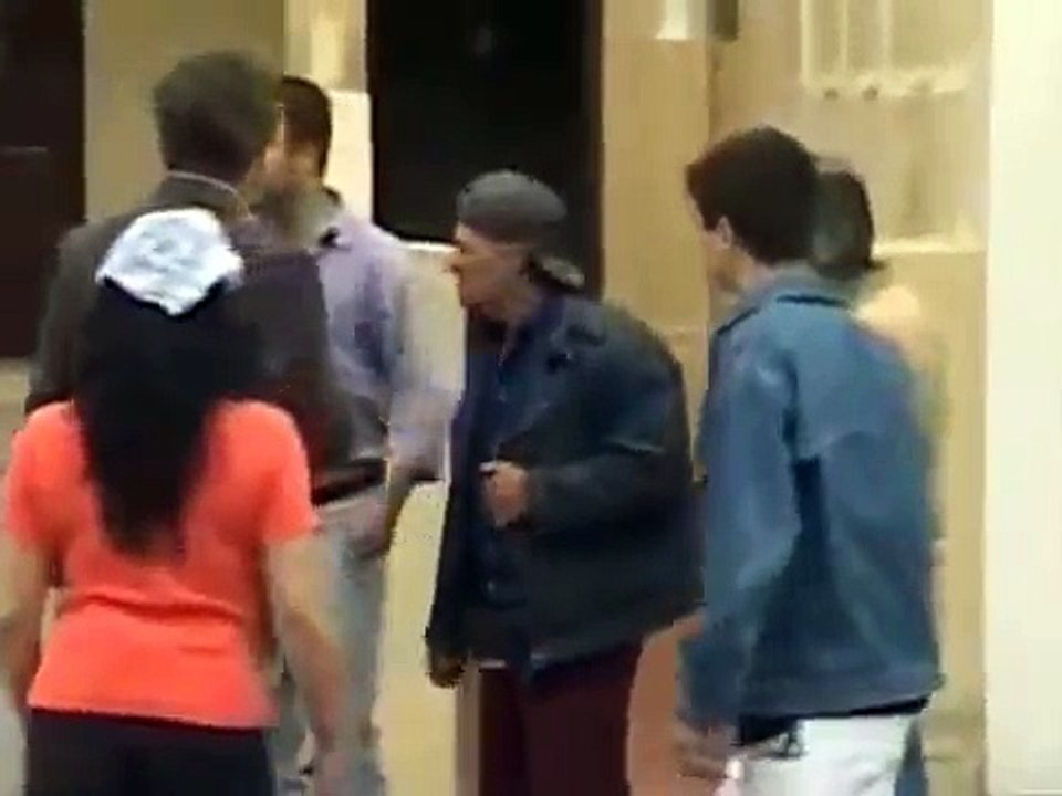 Pegadinha  O Marido Astolfo Versão II   Pegadinha   Programa Silvio Santos