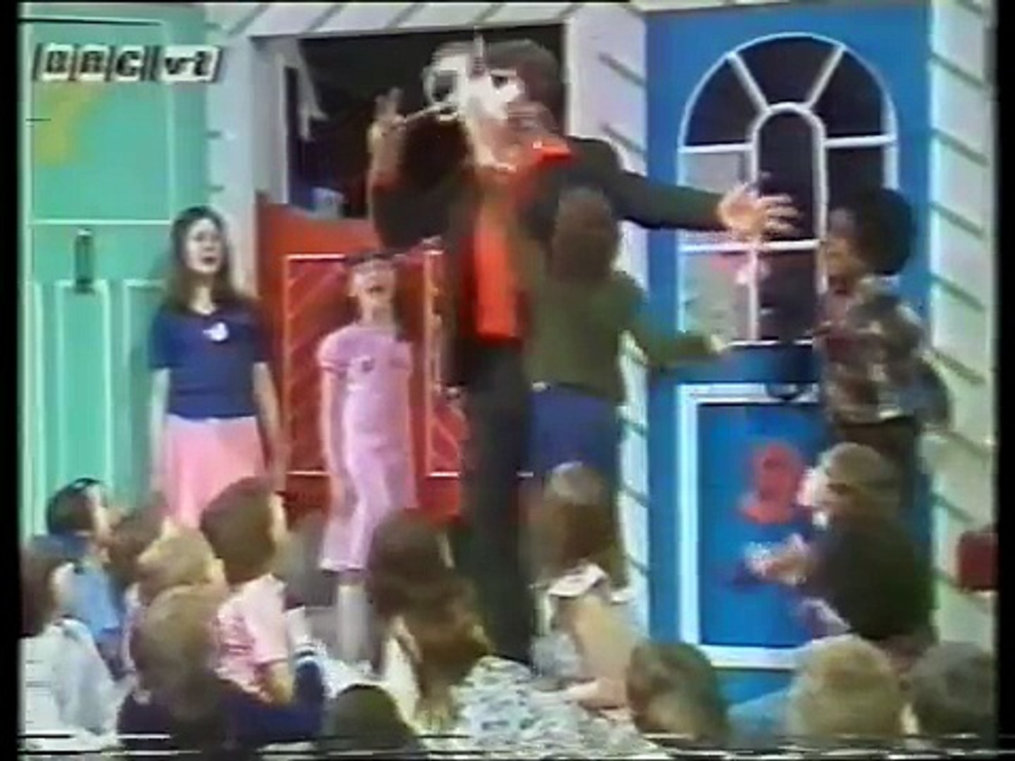 ⁣BBC TELEVISION ( VT '79 SHOW EDIT)  BLOOPERS, UNSEEN OUT TAKES & COMEDY SKETCHES