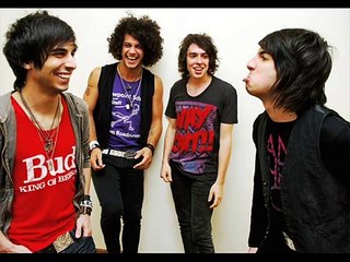 Cash Cash -Sugar Rush + lyrics