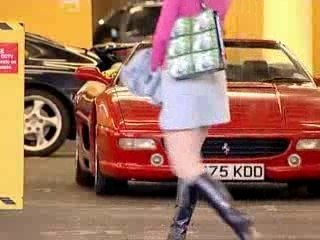 Ferrari (attenti alle bionde)