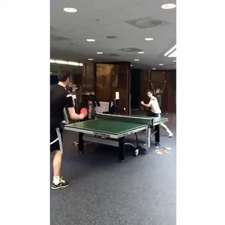 Thibaut Courtois and Cesar Azpilicueta great table tennis point