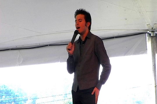 Kavan Hashemian sings 'Help me' Elvis Week
