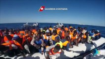 Canale di Sicilia - migranti salvati in mare dalla Guardia Costiera