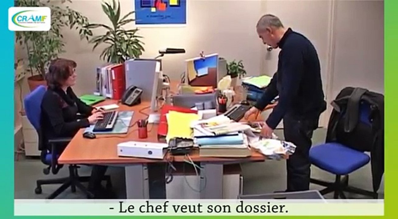 Ergonomie : facilitez-vous la vie, n'encombrez pas votre poste de travail !