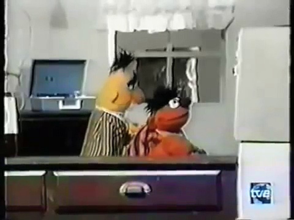 Sesame Street - Ernie and Bert blow a fuse