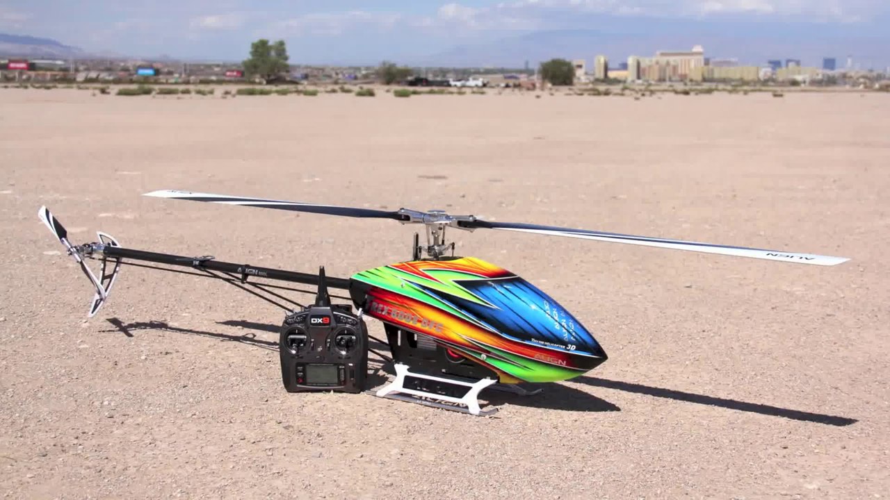 Pilote d'hélicoptère radiocommandé en mode surdoué!