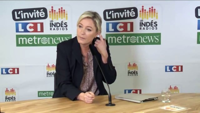 Marine Le Pen CLASH La Raciste Christiane Taubira independantiste Anti Blanc
