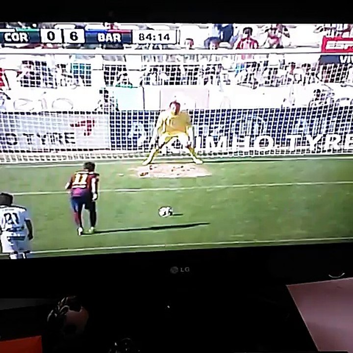 Lionel Messi le cedió un penal a Neymar tras quitarle el sexto gol