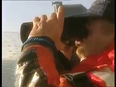 German Sea Rescue Vessel heavy sea very bad weather / Seenotkreuzer der DGzRS in schwerer See