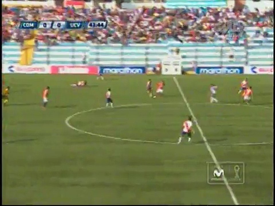 Deportivo Municipal: Erick Delgado y la mano milagrosa para evitar gol de Vallejo (VIDEO)