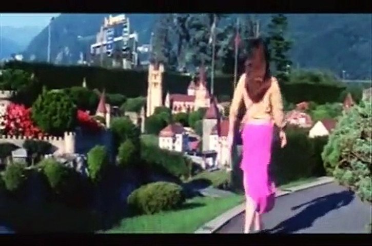 Tu Hai Sola Satra Saal Ki By Jeena Sirf Mere Liye HD Song