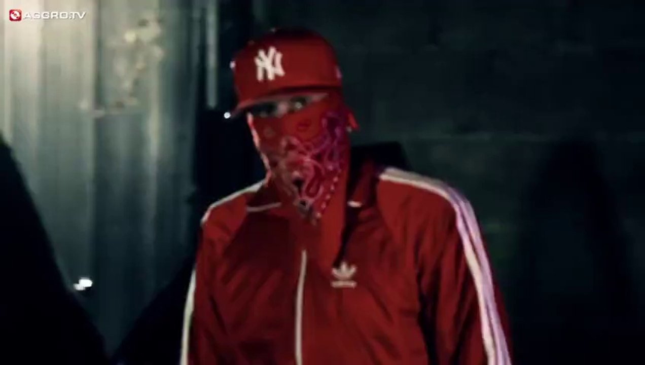 AK - LÄUFT (OFFICIAL HD VERSION )