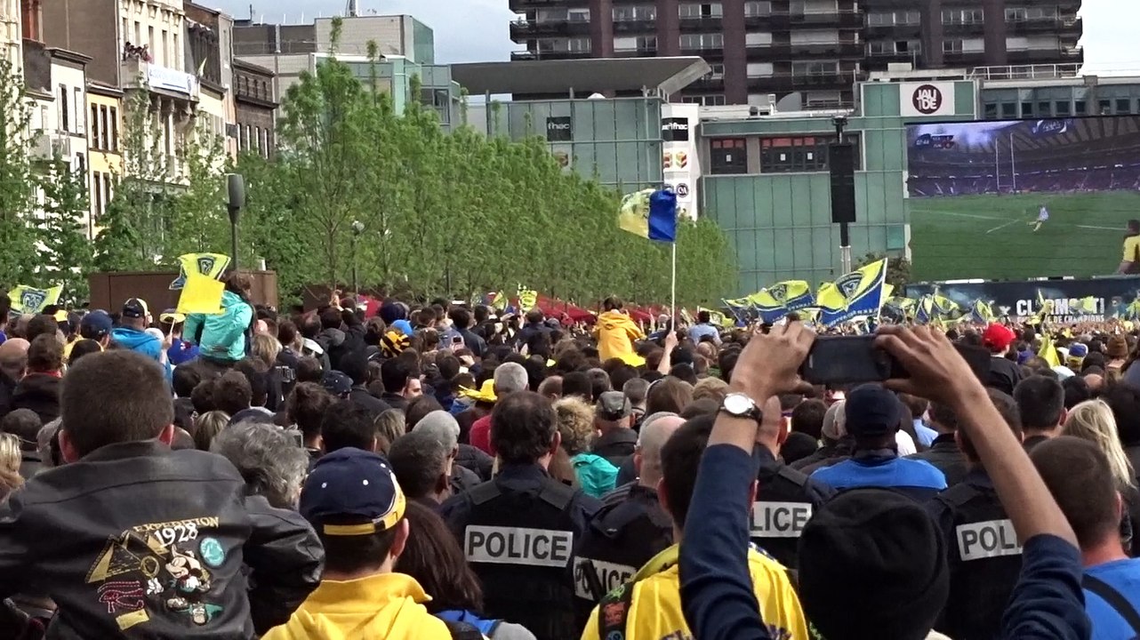ASM - TOULON  Place de Jaude (4)