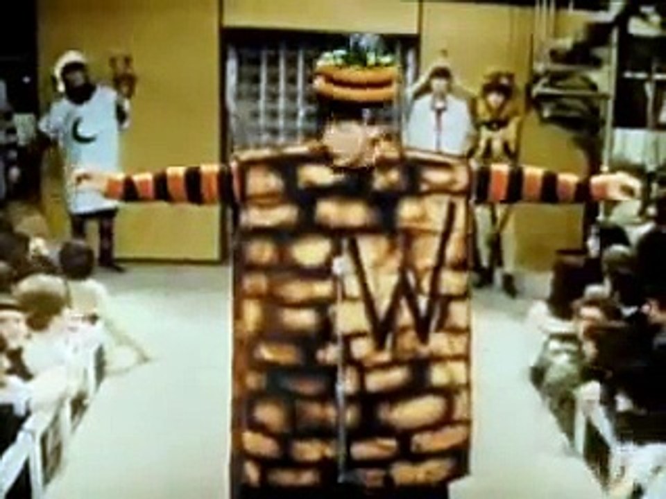 Beatles Midsummer Night's Dream Spoof (in colour!)