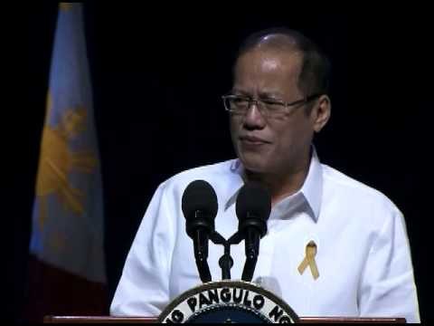 PNoy leads graduation rites for Pantawid Pamilya beneficiaries