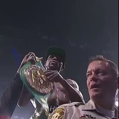 Floyd Mayweather, JR. Celebrating his Victory
