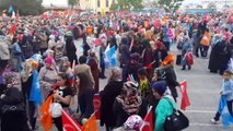 Samsun'da Başbakan Ahmet Davutoğlu'nun mitingini kadınlar terketti