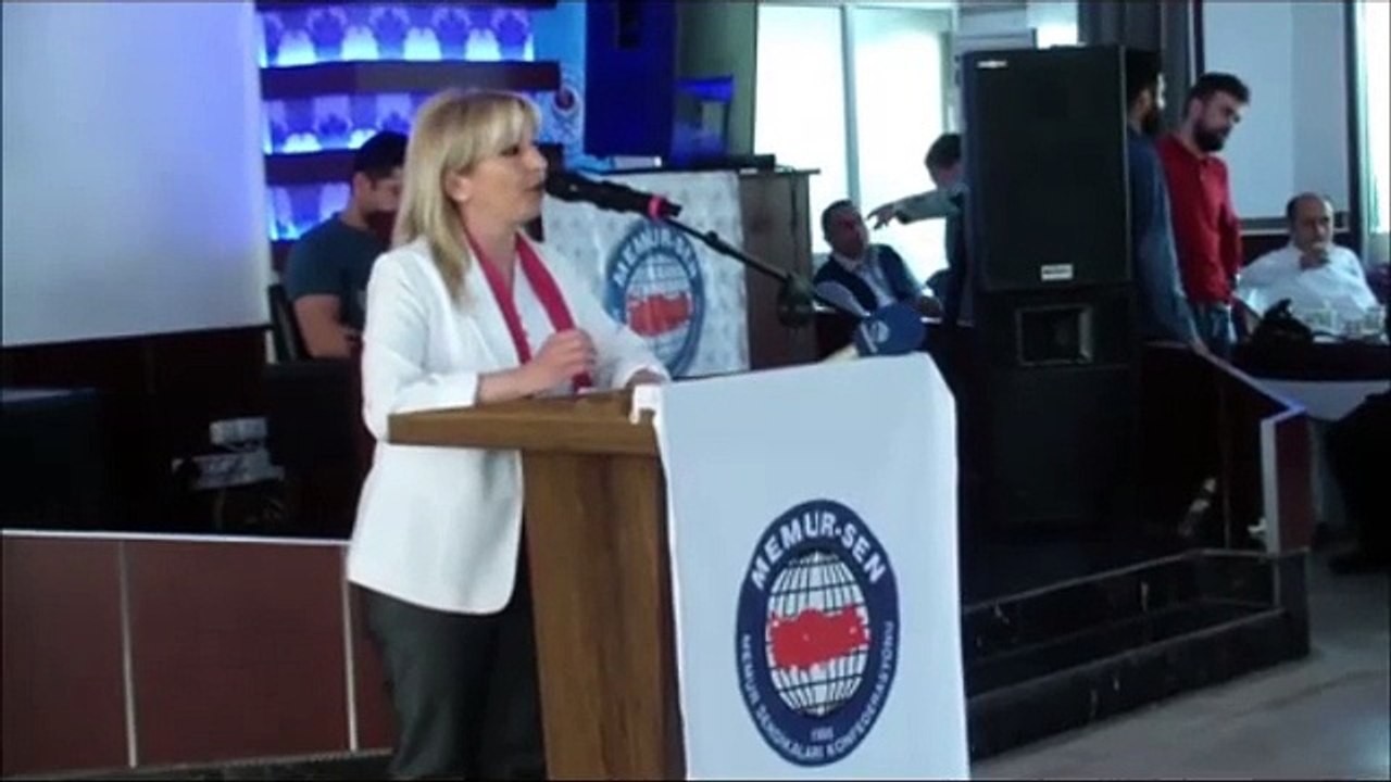 Milletvekili Adayı Şule Tunalı Memur-Sen Manisa toplantısına katıldı