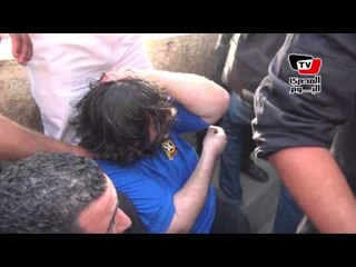 ضرب «المغير» أمام «الثقافة» وتهريبه في مدرعة