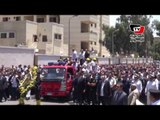 المئات يشيعون جثمان نقيب الأمن الوطني في جنازة عسكرية