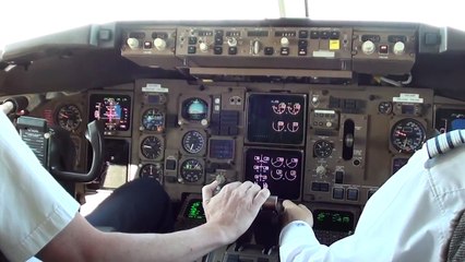 Boeing 767 cockpit view landing Brussels Airport runway 25L