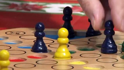 Ausbildung zur Pflegefachkraft in der Altenpflege: Mario und Helena berichten