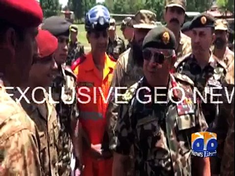 Napali Army Chief Lauds Pakistan Rescue Efforts in Quake-Hit Nepal