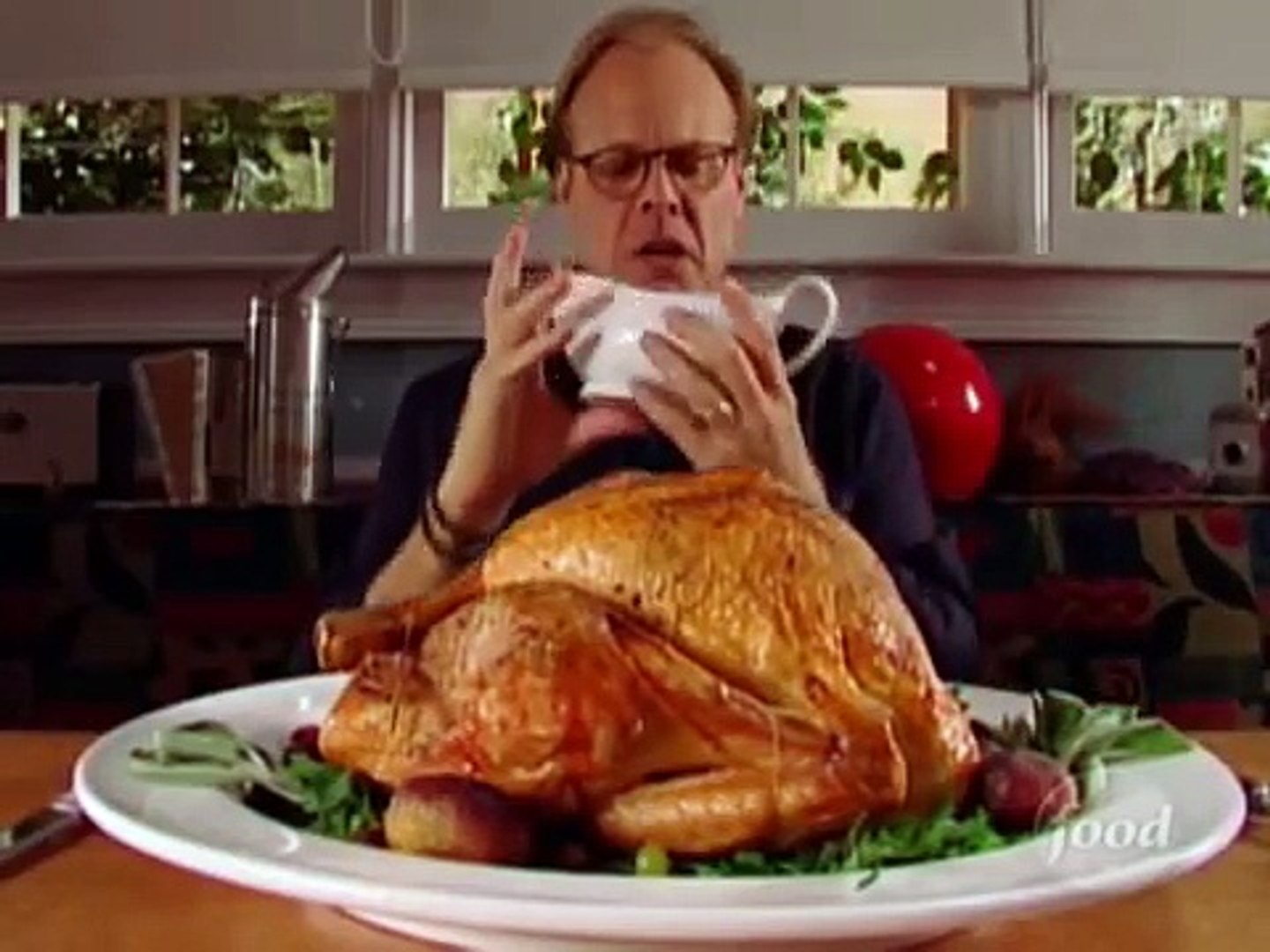 Simple Delicious Turkey Gravy With Alton Brown From Good Eats On Food Network Video Dailymotion