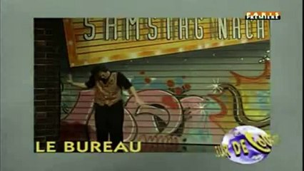 Michel Courtemanche - Le bureau (mime et rire)