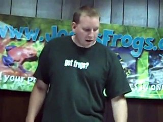 How to Feed Fruit Flies to your animals